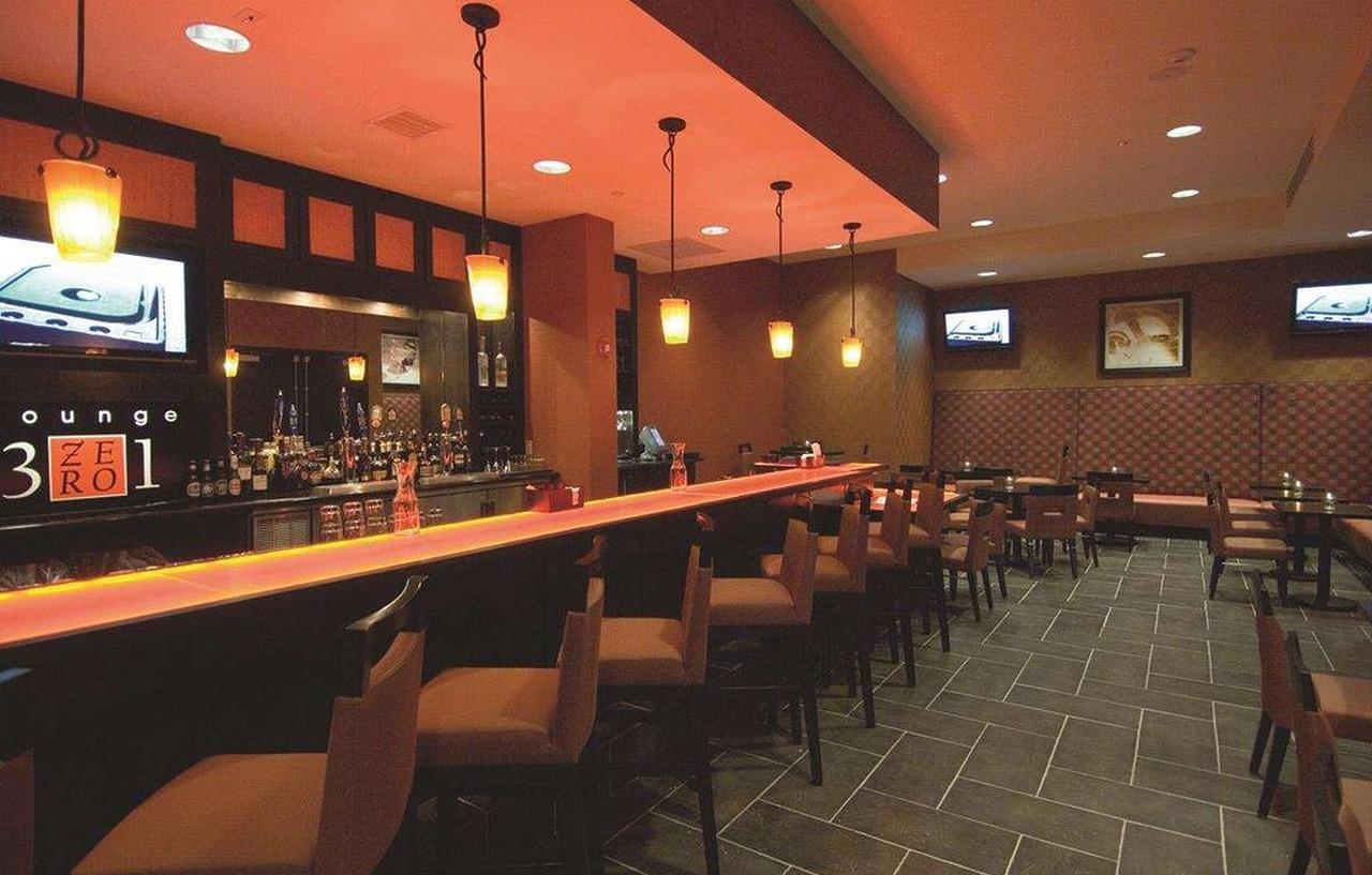 Doubletree Suites By Hilton Bentonville Exterior foto