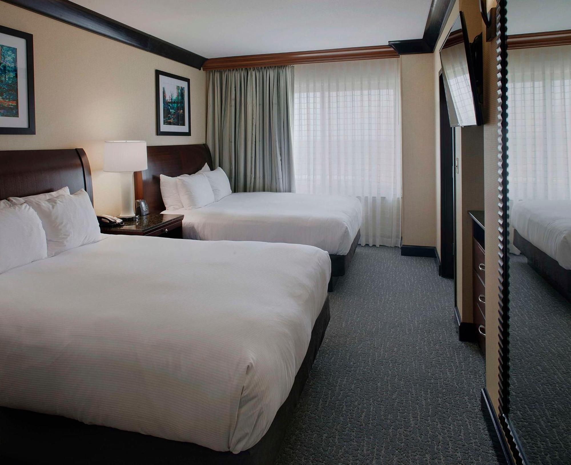 Doubletree Suites By Hilton Bentonville Exterior foto